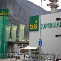 Tuš