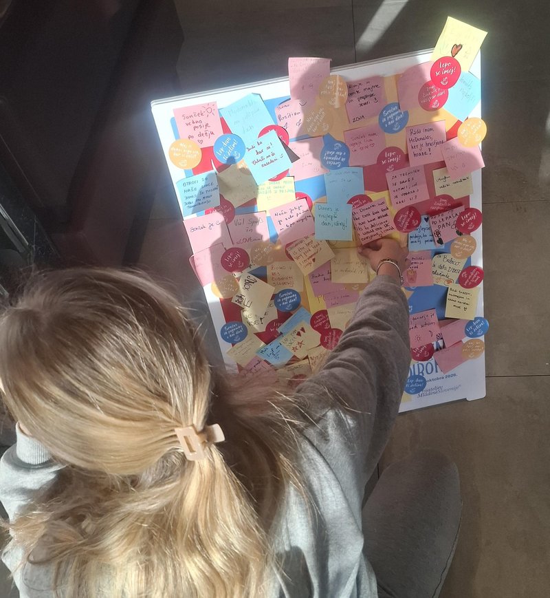 Dobrodelna akcija v Tednu otroka: Vsak pozdrav šteje. Vsak Happy Meal pomaga.