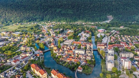 Tujci vse bolj množično odkrivajo ta del Slovenije: kaj jih tako zelo privlači?