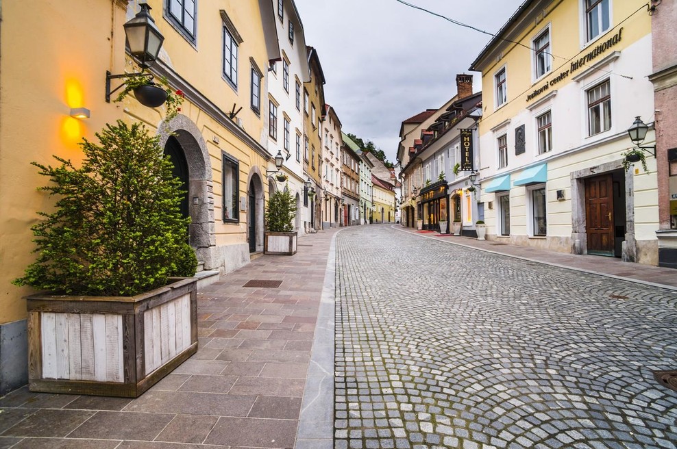Objavili so seznam najvarnejših mest na svetu: kako visoko se je uvrstila Ljubljana? (foto: Profimedia)