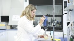 medex matični mleček raziskava med zdravje slovenija