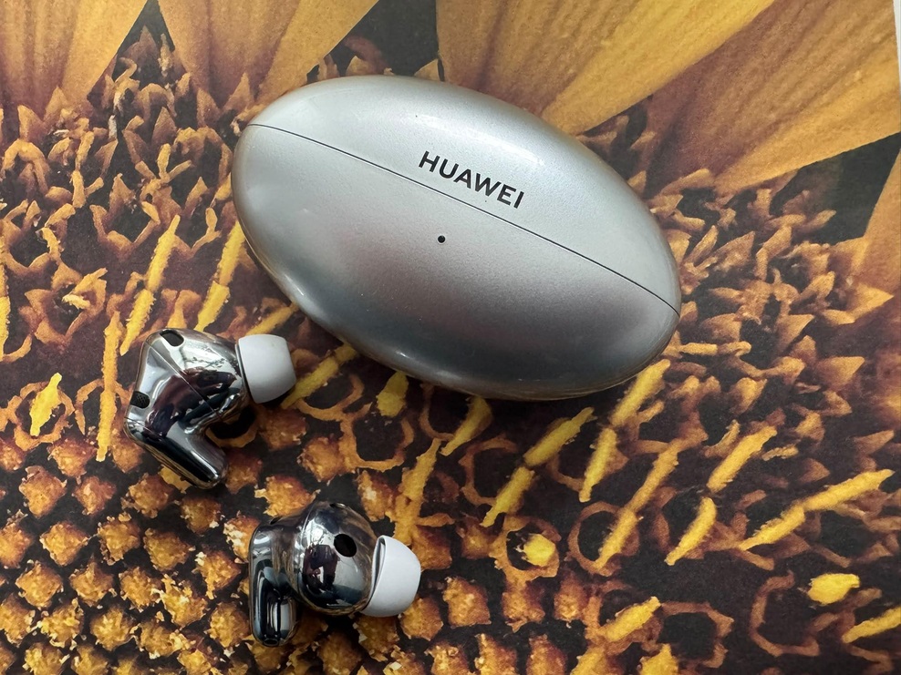 Adijo AirPodsi, zdravo HUAWEI FreeBuds Neo (foto: Huawei)