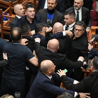 Albanija