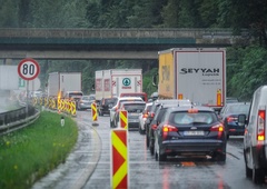 V sosednji državi se bodo podražile vinjete: znano je, za koliko višja bo cena in koliko bo treba po novem odšteti