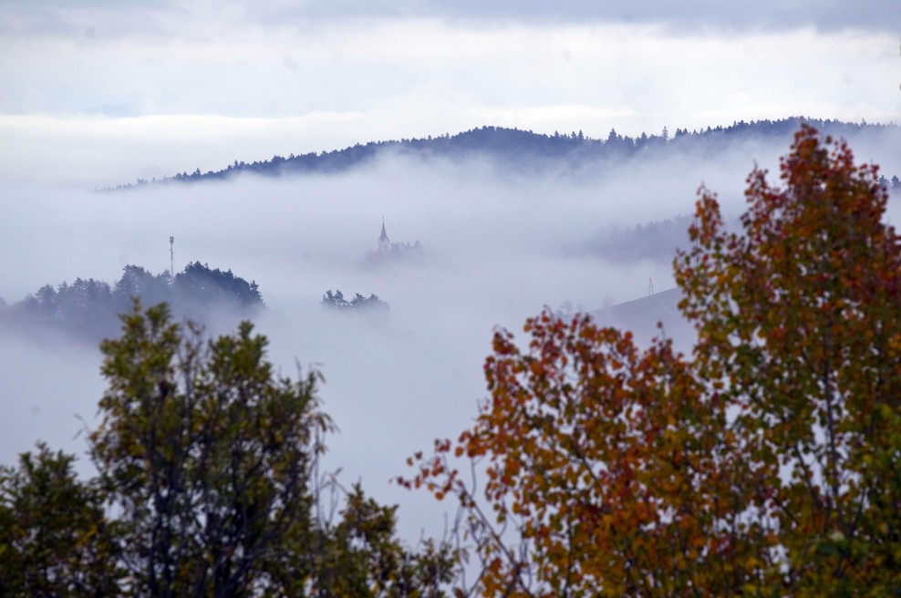 Znano je, kakšno bo vreme v začetku naslednjega tedna: zbudili se bomo v megleno jutro (foto: Bobo)