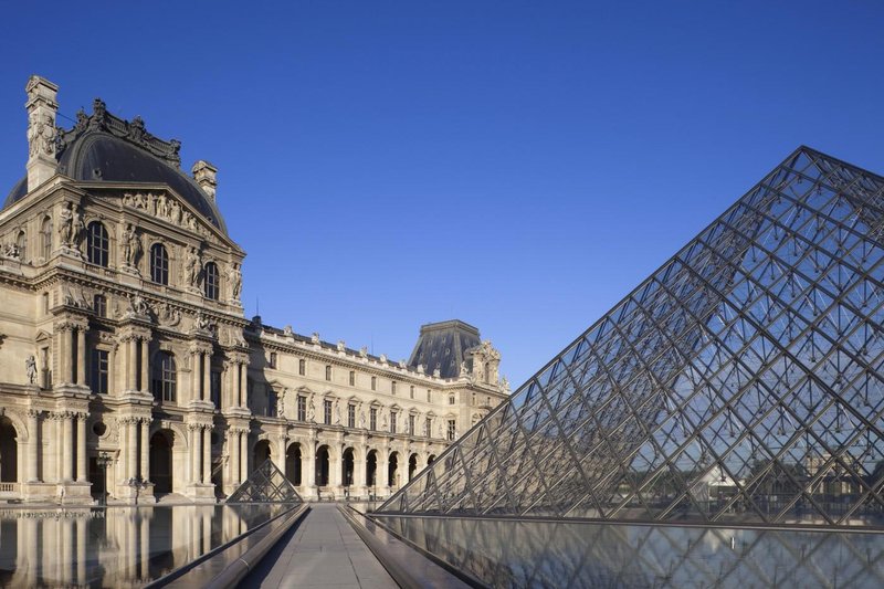 Louvre