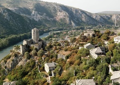 Kot bi se vrnili nekaj stoletij v preteklost: kamniti biser Bosne in Hercegovine, za katerega verjetno še nikoli niste slišali