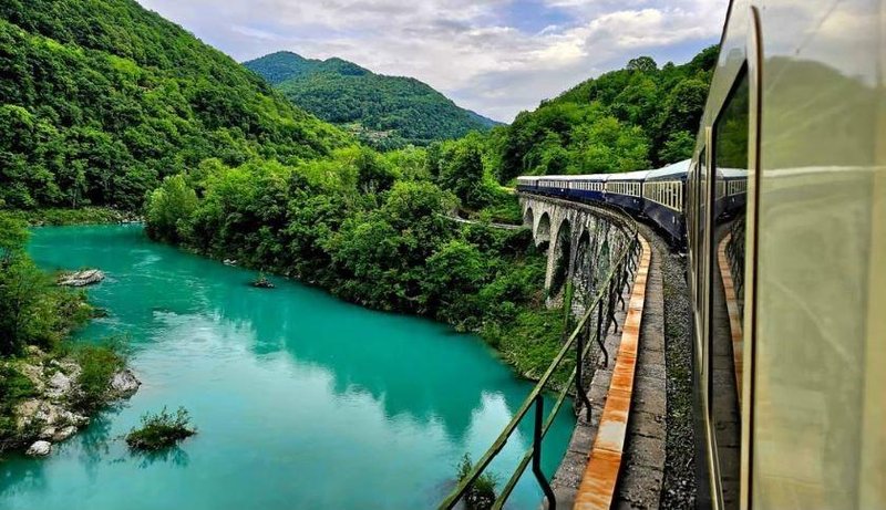 vlak Orient Express Golden Eagle Danube Express