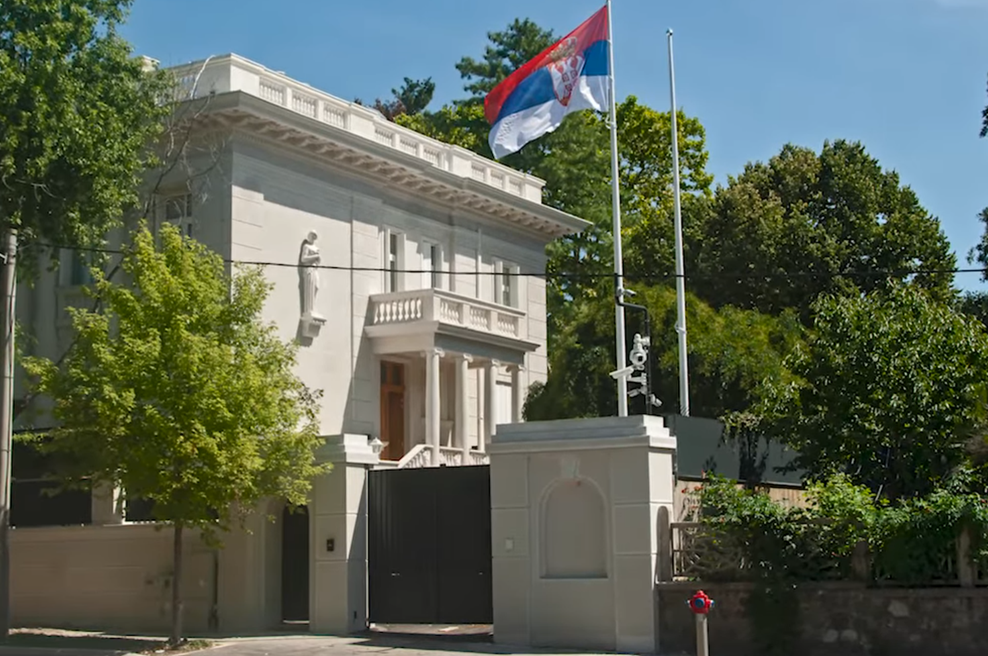 Visoka srbska funkcionarka je živela v Jovankini vili, zdaj se bo morala izseliti (foto: Zaslonska slika/Youtube/Direktno.rs)