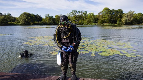 jezero Pewaukee potop potapljac mark zda najdba coln preteklost zgodovina arheologija odkritje