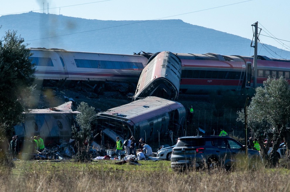 Pretresljiva tragedija v Španiji: število mrtvih v hudi nesreči naraslo na 30 (foto: Profimedia)