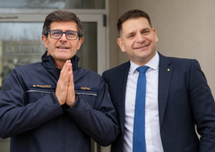 Po razkritju suma korupcije, v katerega naj bi bil vpleten skupaj z Zoranom Stevanovićem, se je odzval župan Kranja Matjaž Rakovec