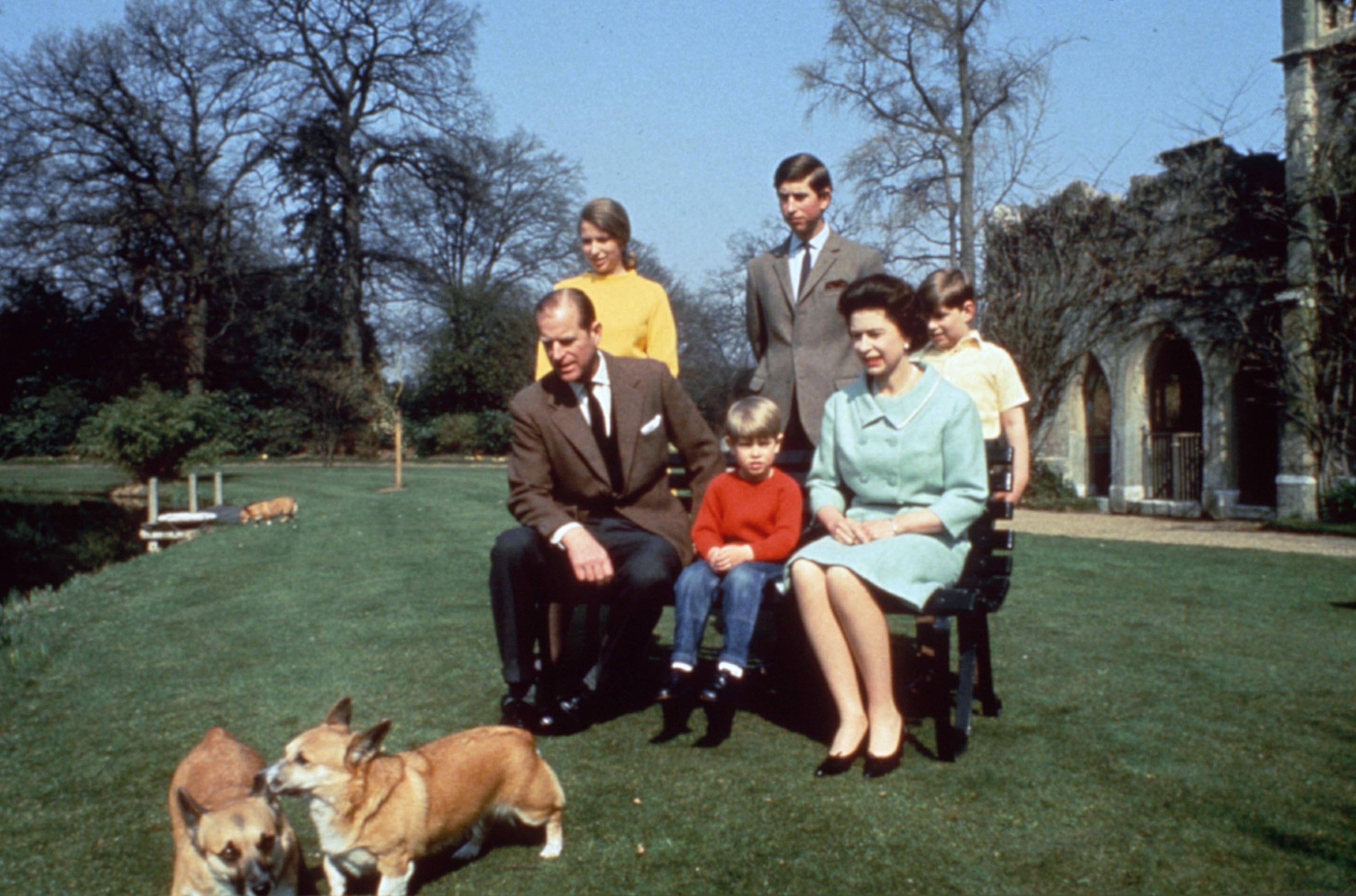 1985 leta, ko je princ Edward praznoval svoj 21. rojstni dan.