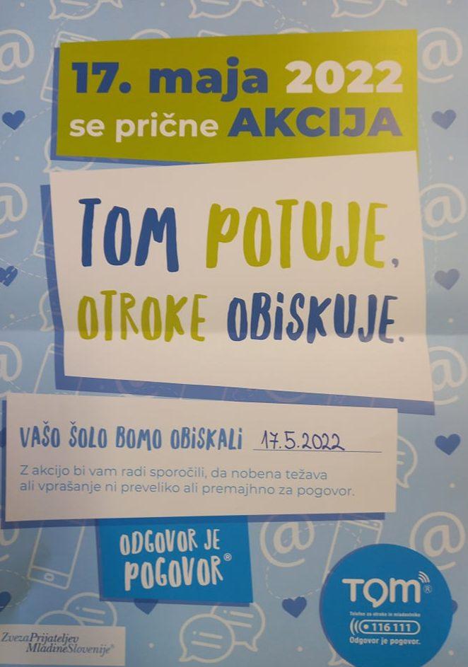 Tom potuje, otroke osrečuje.