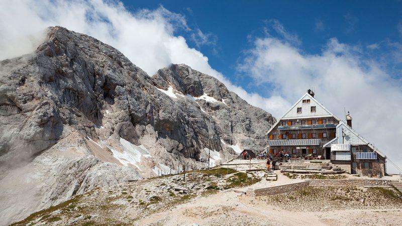 Triglavski dom na Kredarici, 2515 m