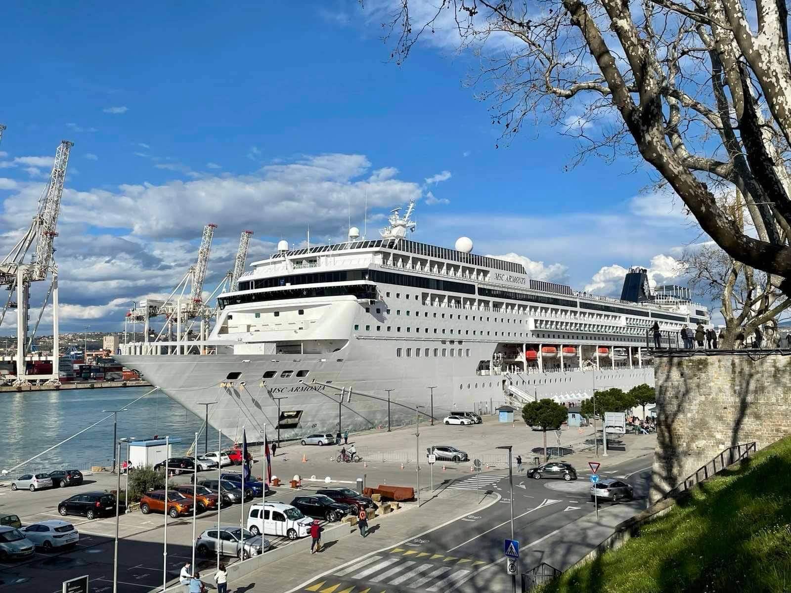 MSC Armonia.