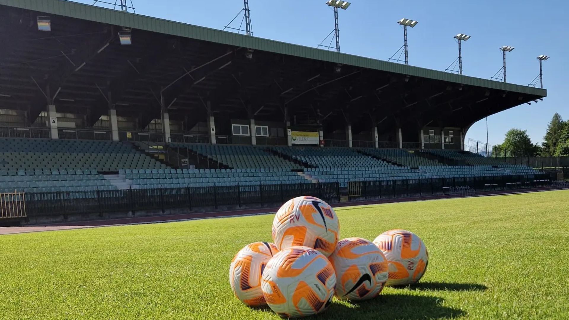 Na stadionu Ob jezeru od sezone 2023/24 spet domuje klub, ki v mladinskem prvenstvu nastopa v elitni EON NextGen ligi.